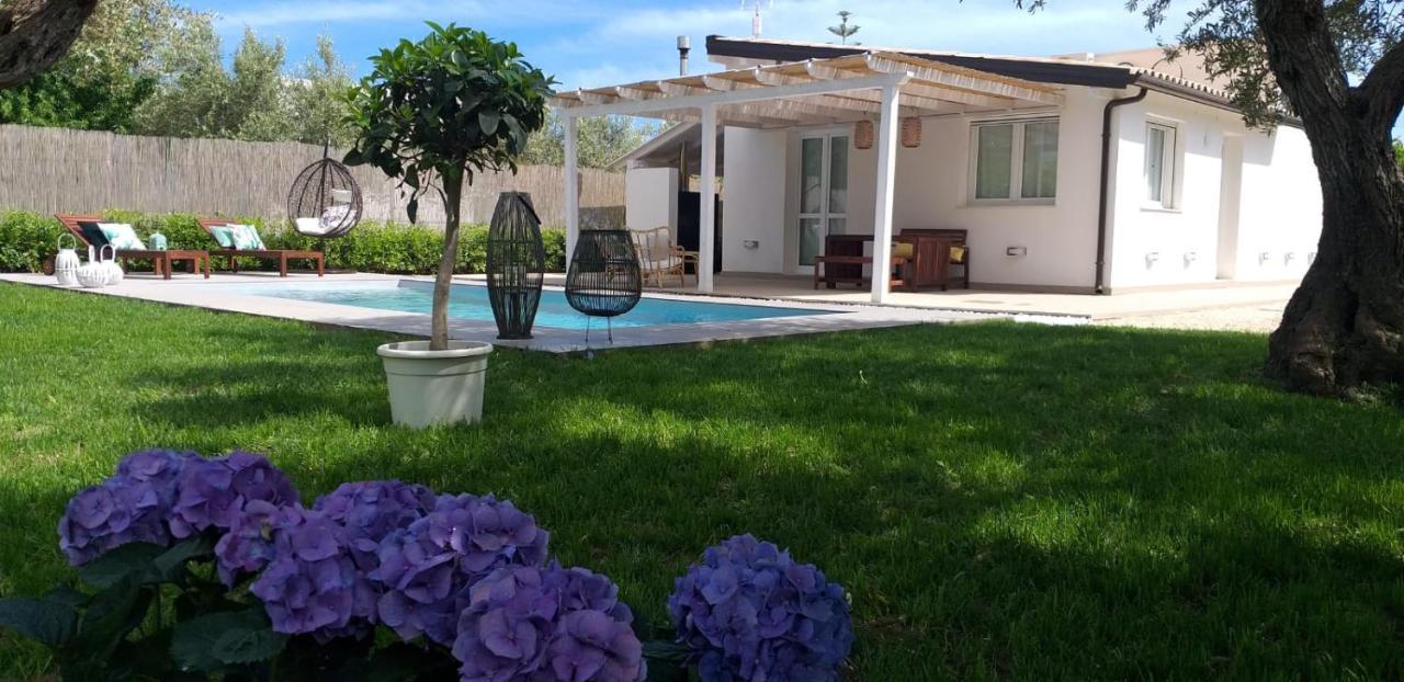 Villa Federica Con Piscina/With Pool Santa Maria Del Focallo Extérieur photo
