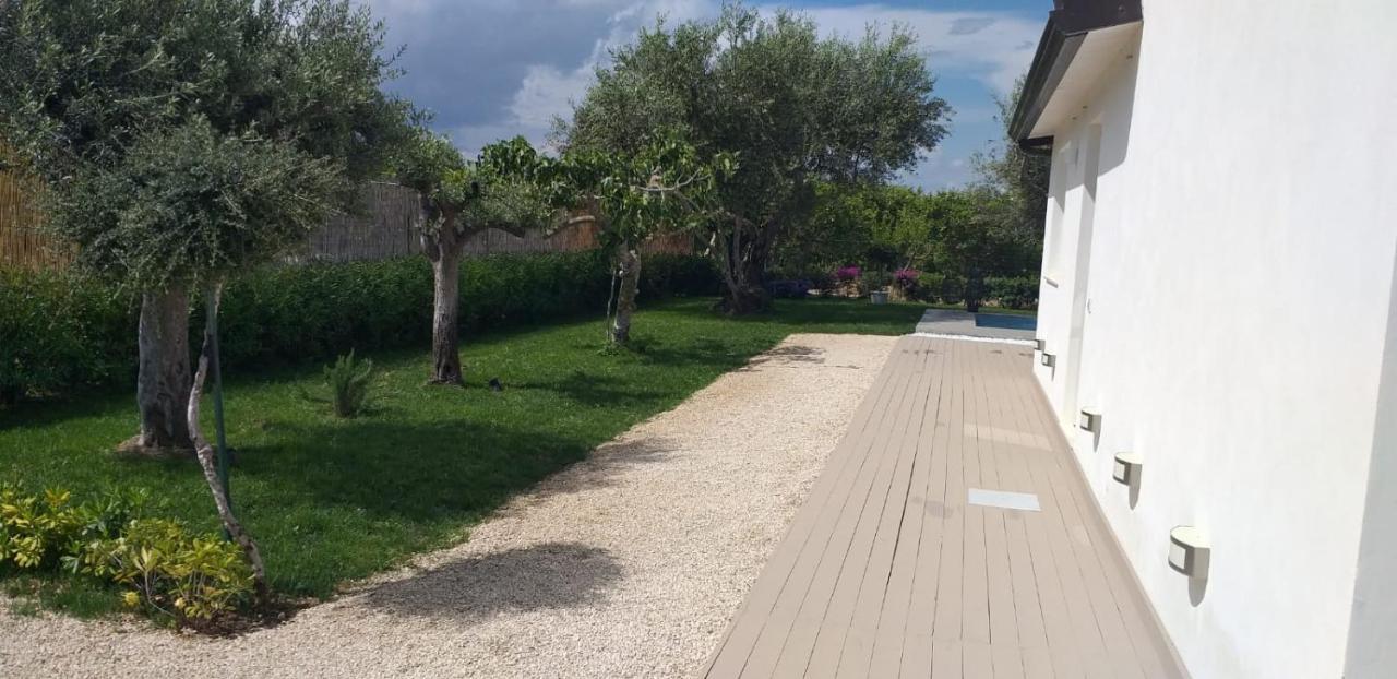 Villa Federica Con Piscina/With Pool Santa Maria Del Focallo Extérieur photo